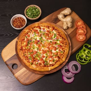 Butter Chicken Pizza
