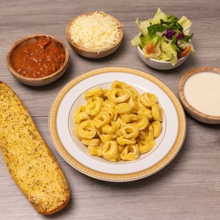 Cheese Tortellini W/Alfredo Sauce