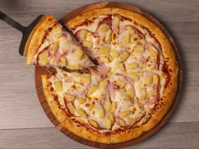 Hawaiian Deluxe Pizza.
