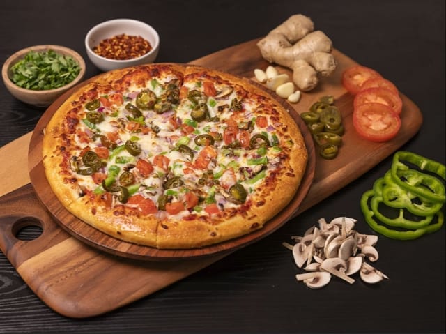 Desi Veggie Pizza.
