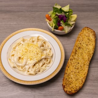 Fettuccini Alfredo