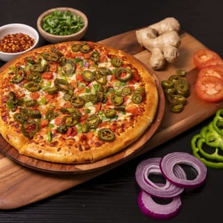 Butter Paneer Masala Pizza