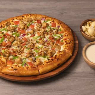 Large Halal Chicken Garlic Pizza