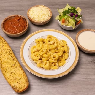 Cheese Tortellini - Alfredo Sauce