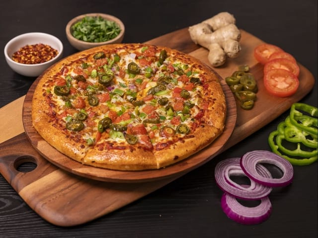 Karahi Chicken Pizza.