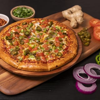 Medium Halal Karahi Chicken Pizza