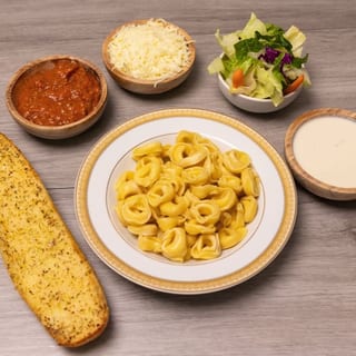 Cheese Tortellini - Meat Sauce