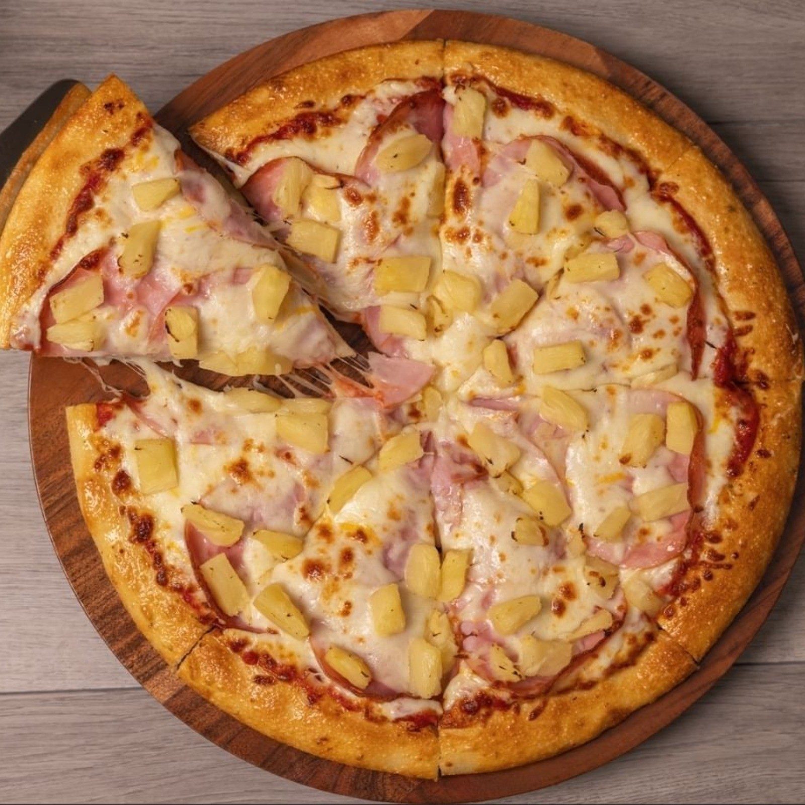 Hawaiian Deluxe Pizza.