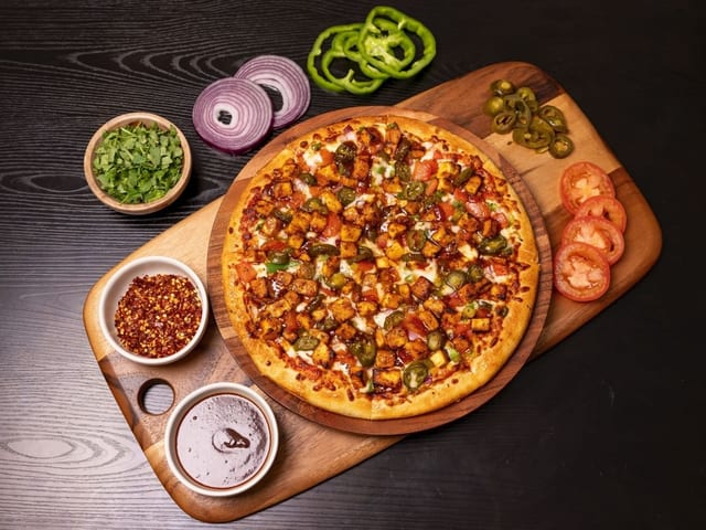 Korean Chili Paneer Pizza.
